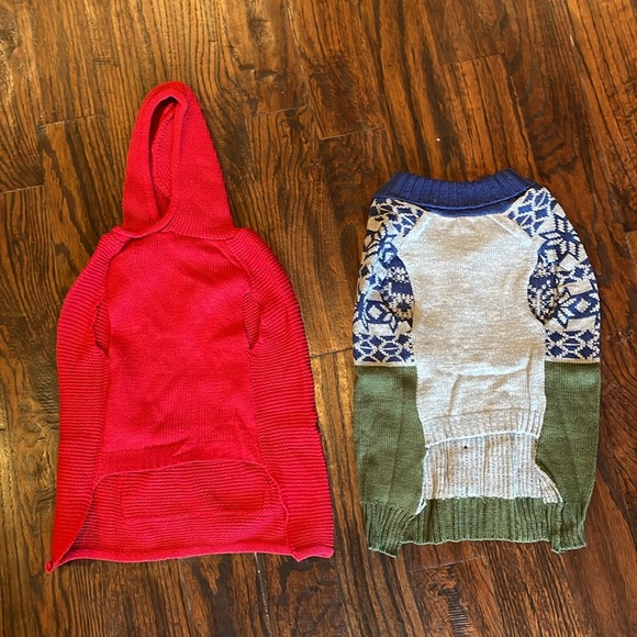 Set of Two Cute Knit Dog Sweaters. Size M. Never worn. Combined in one bag. - Picture 4 of 15